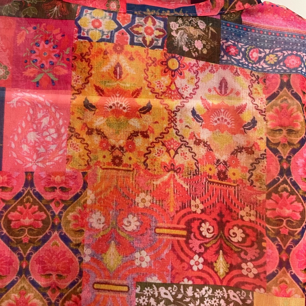 Colorful Women’s Top - Picture 6 of 6